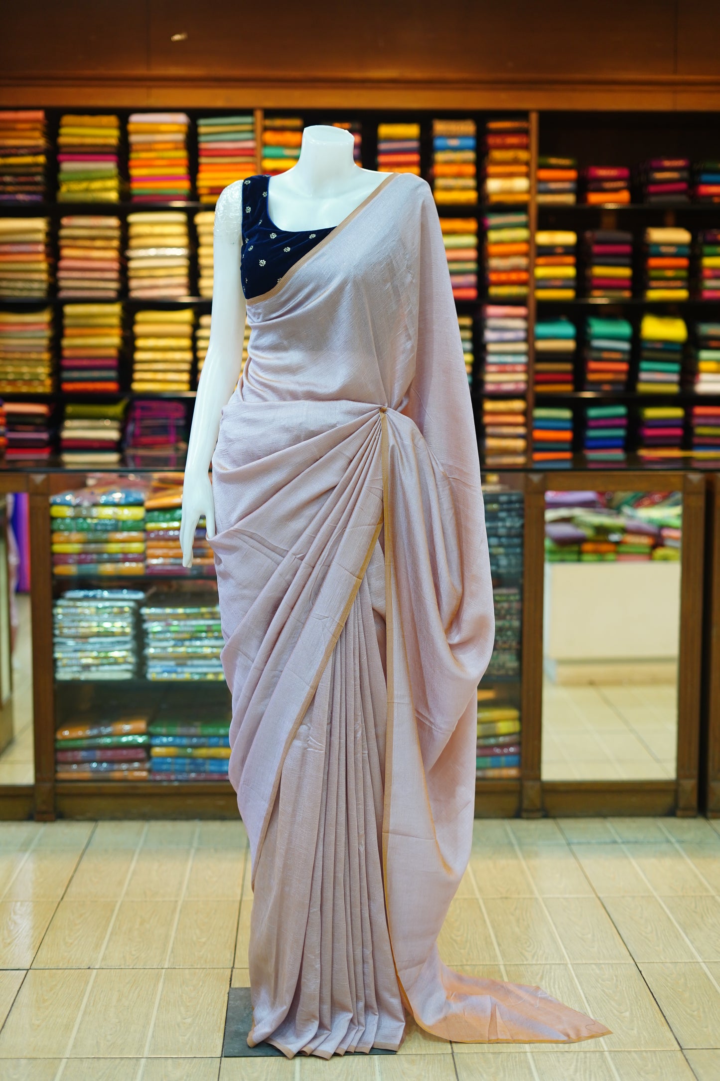 Vichithra wading saree