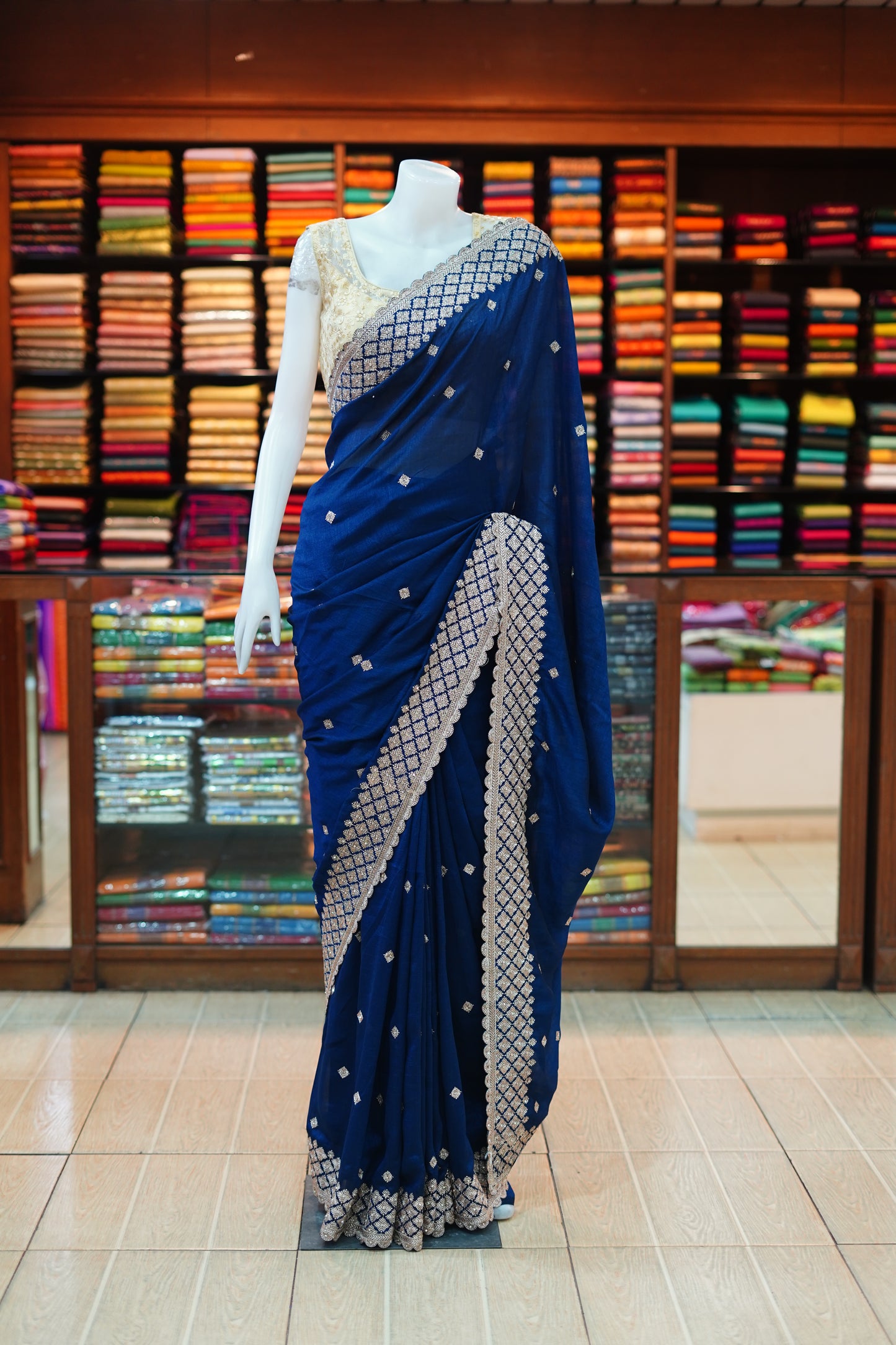 Vichithra wading saree