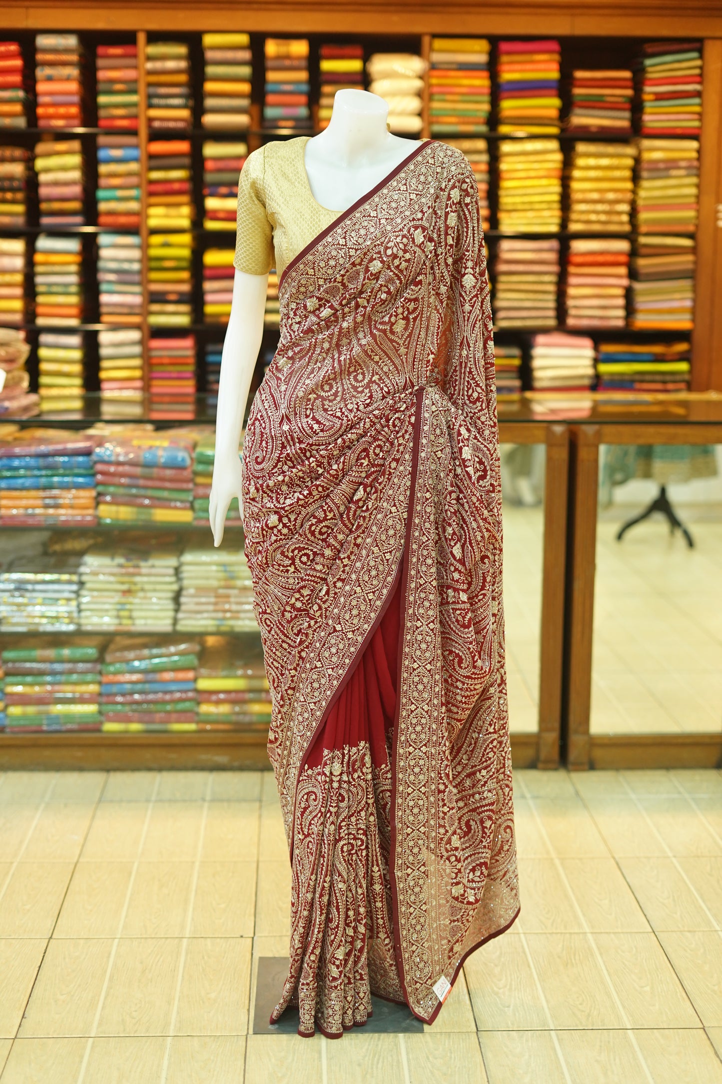 SAREE