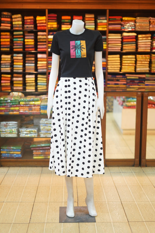 Ladies Skirt