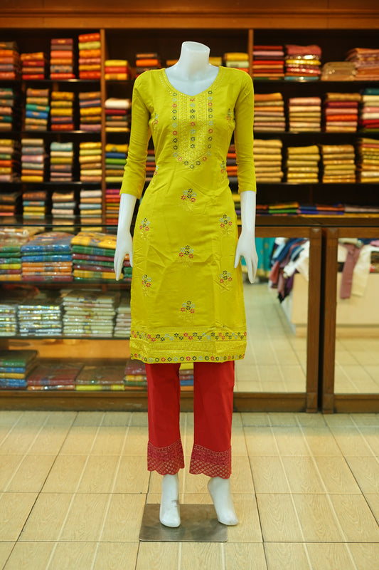 Ladeis Pant