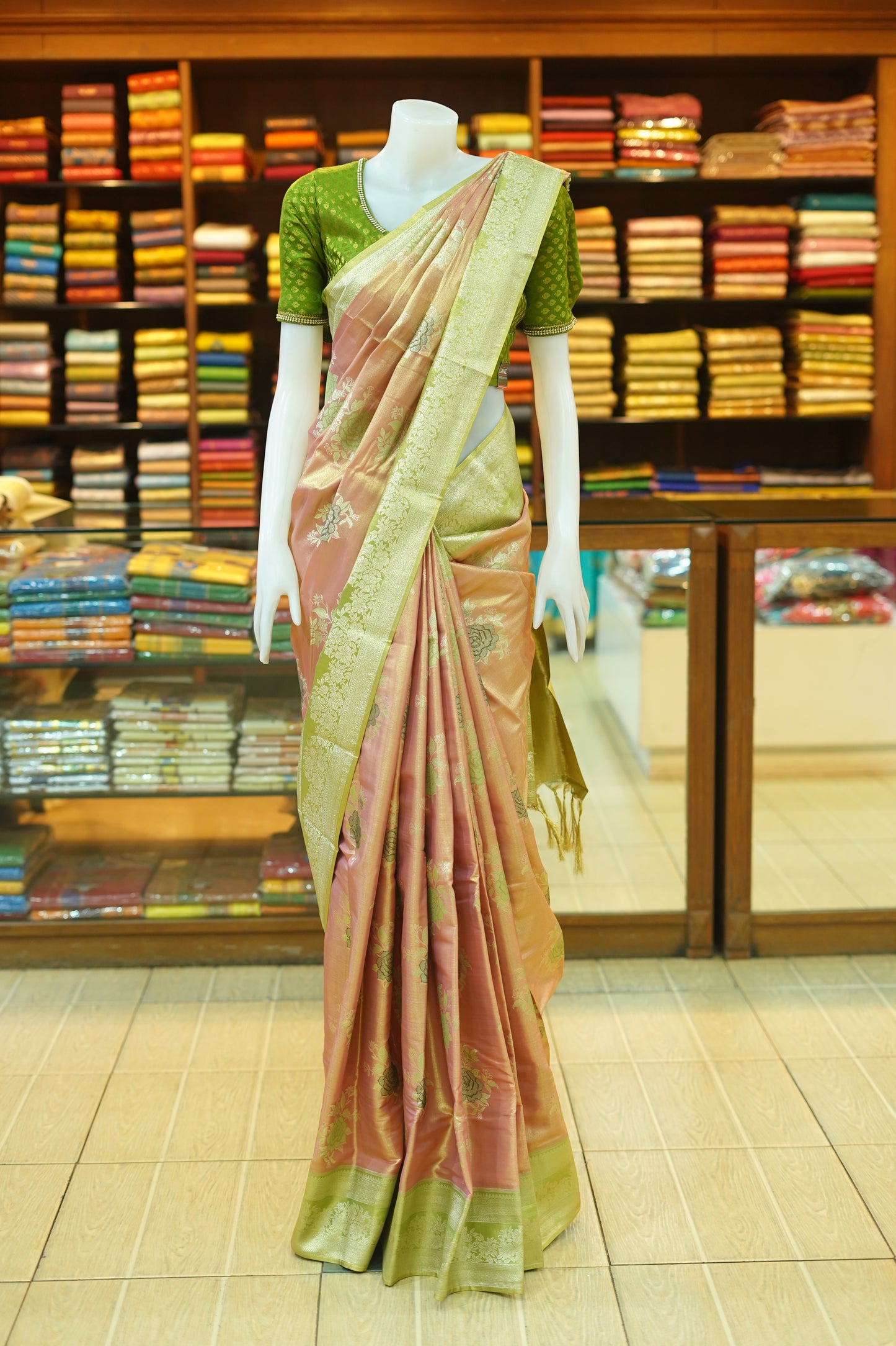 Saree