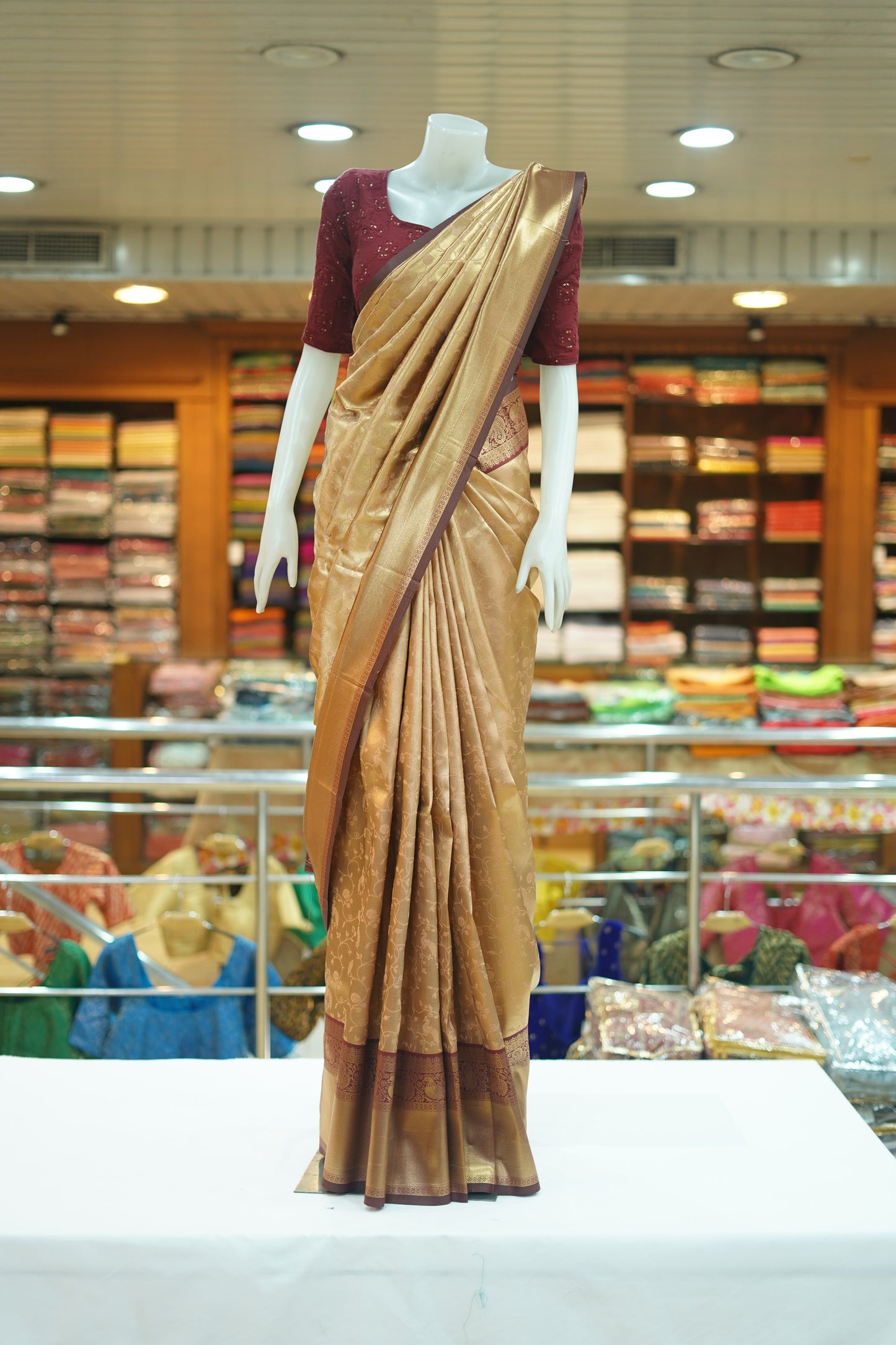 SAREE