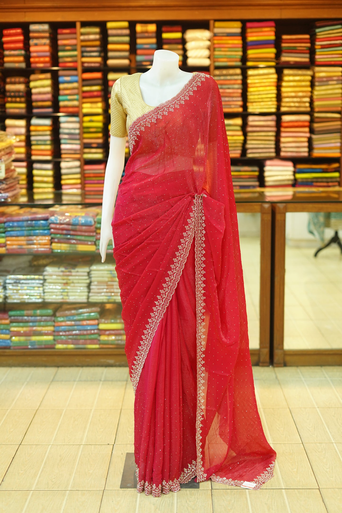 SAREE