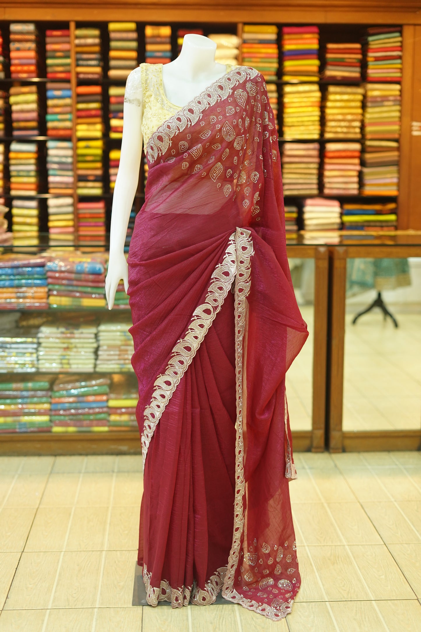 SAREE