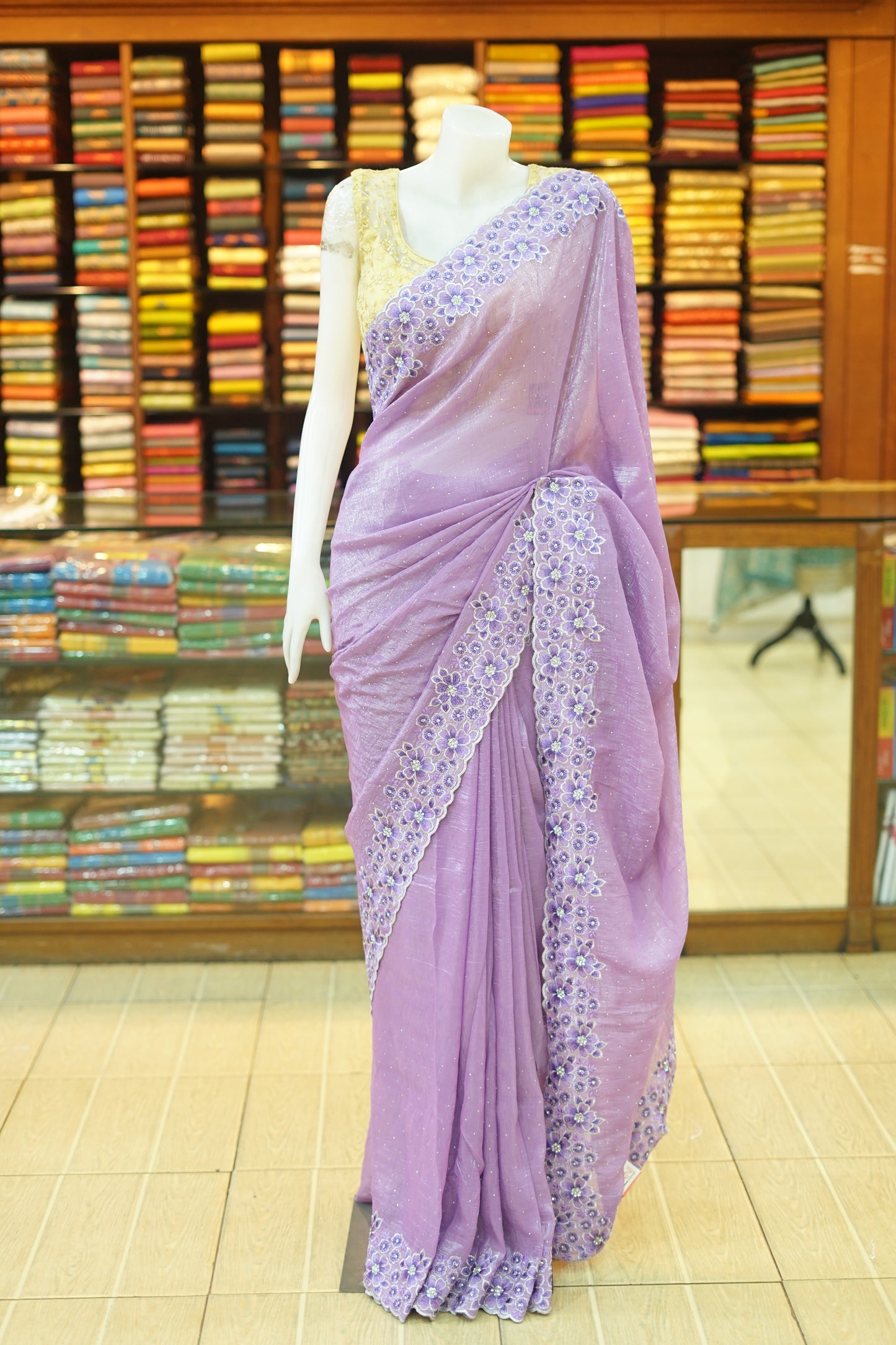 SAREE