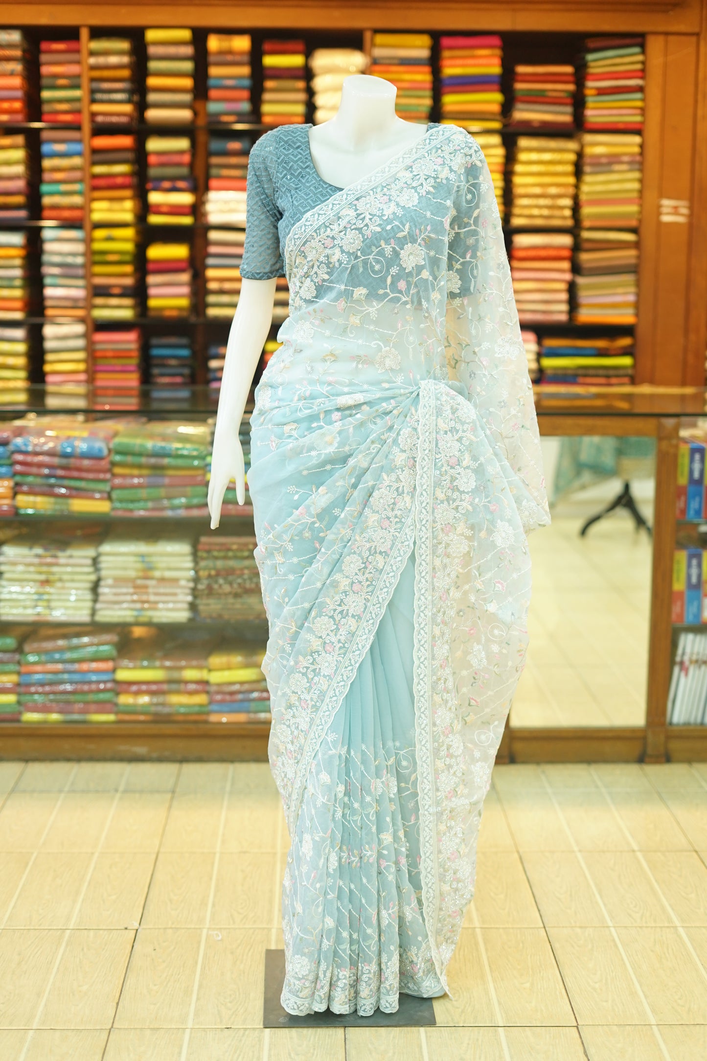 SAREE