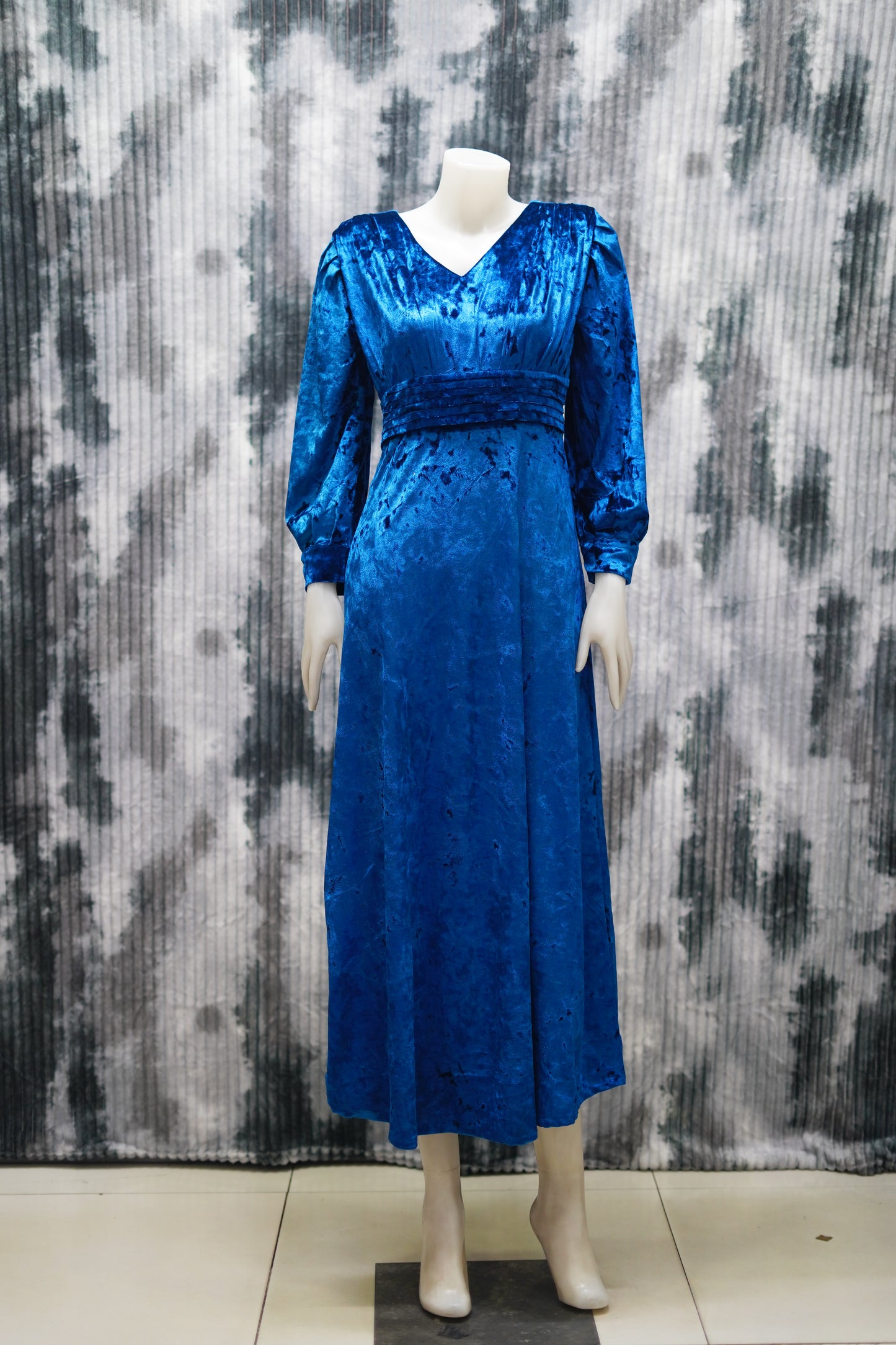 PARTY FROCK
